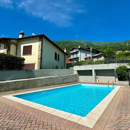 Pianello Charming View Apartamento